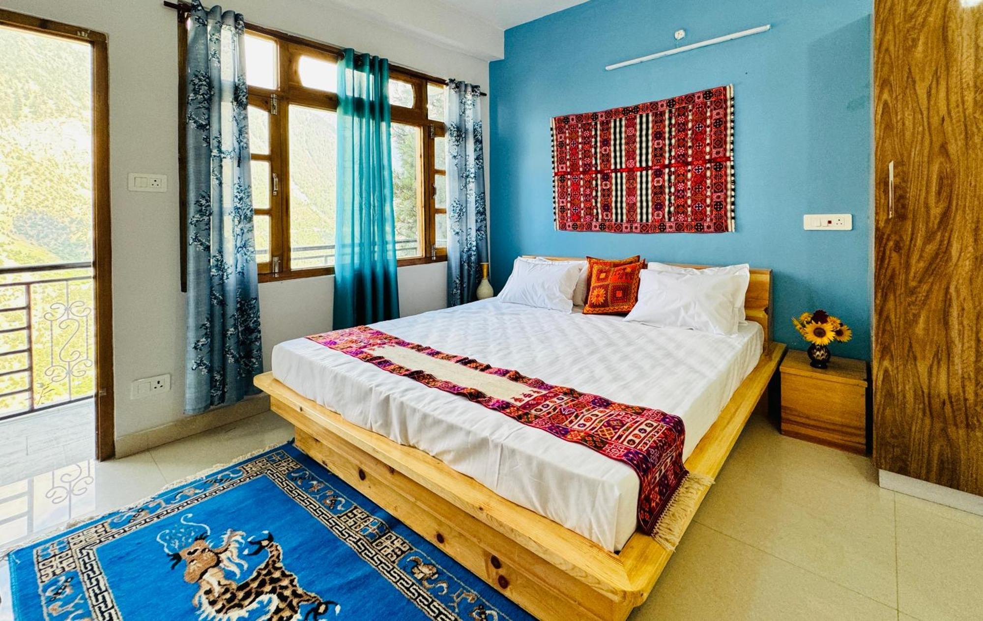Pine View Retreat Homestay Kalpa Eksteriør billede